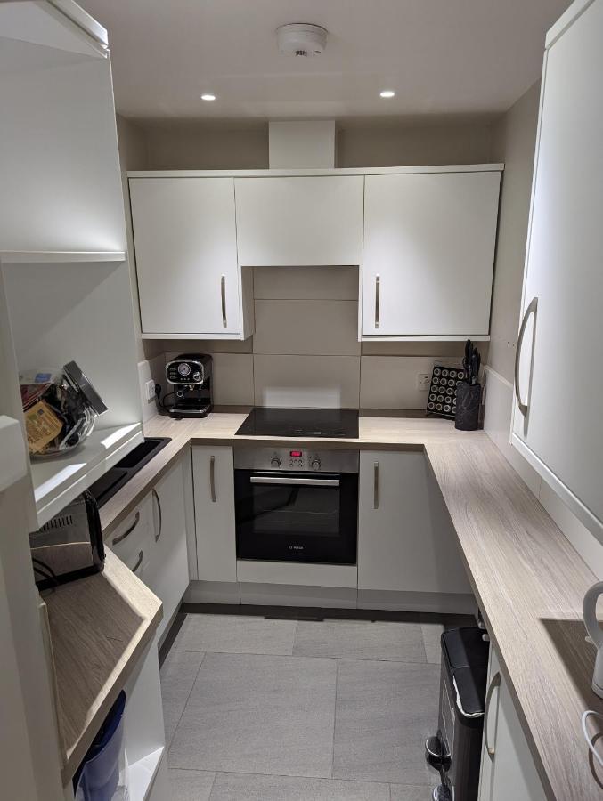 Basement Apartment In Central Бат Екстер'єр фото